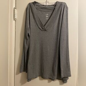 J. Jill 100% Pima Cotton Gray V Neck Long Sleeve Shirt Size Medium